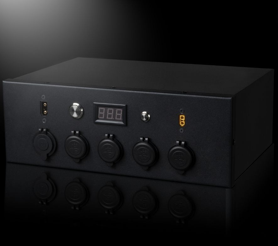 Портативні зарядні станції ЛЮТИЙ POWER Модель “С”